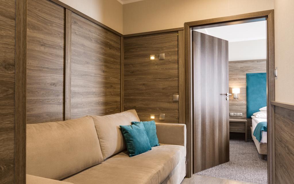 Hotel Konradowka Wellness & Spa - 300 Metrow Do Centrum Karpacz Esterno foto
